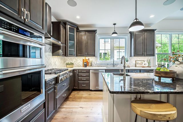 3310 Sunton Road, Ann Arbor, MI 48105