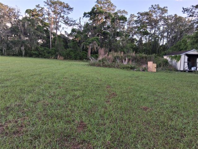 1613 NE 12TH AVENUE, Sumterville, FL 33585