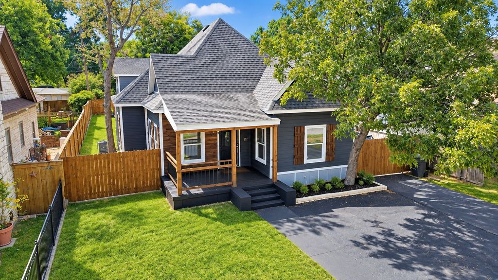 1417 Circle Park Boulevard, Fort Worth, TX 76164 — photo 2