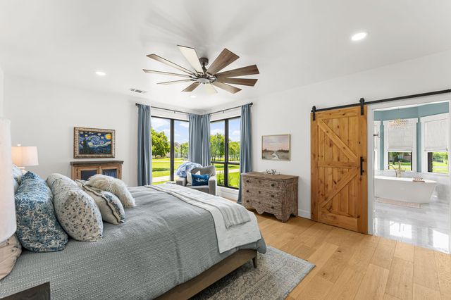 9900 Tantarra Drive, Burleson, TX 76028