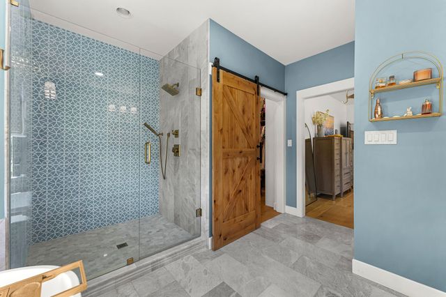 9900 Tantarra Drive, Burleson, TX 76028