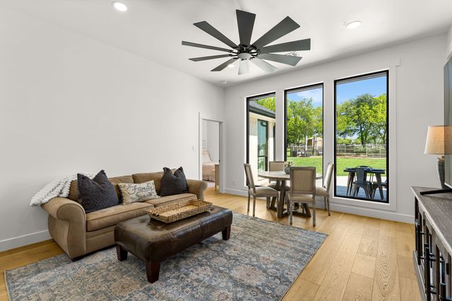 9900 Tantarra Drive, Burleson, TX 76028