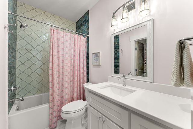 9900 Tantarra Drive, Burleson, TX 76028