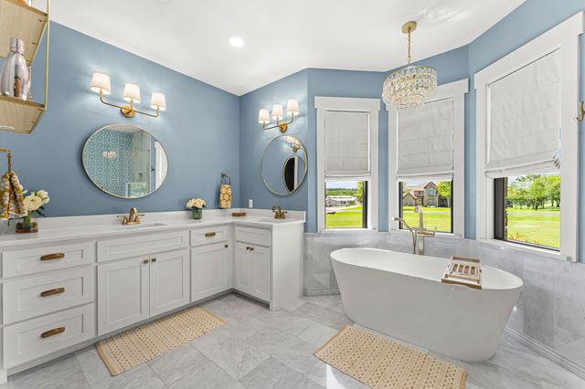 9900 Tantarra Drive, Burleson, TX 76028