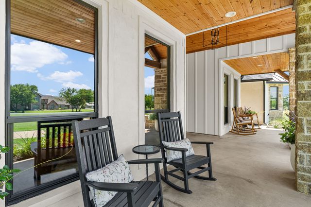 9900 Tantarra Drive, Burleson, TX 76028