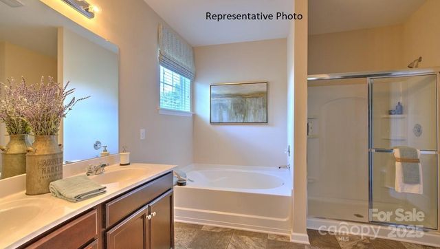 706 14th Avenue Court NE, Hickory, NC 28601