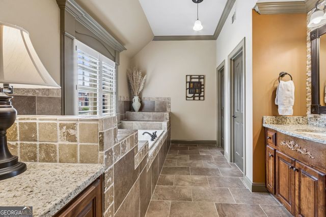 2391 Hopehaven Way, Hoschton, GA 30548