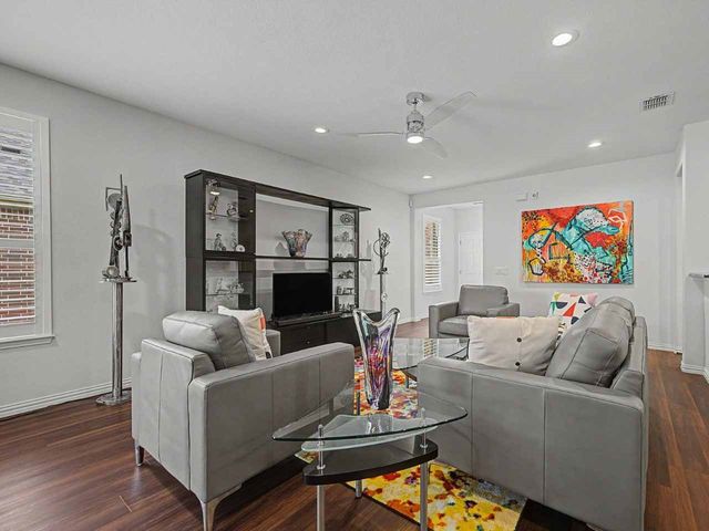 1047 Nicklaus Court, Frisco, TX 75036