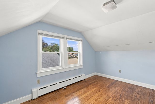 136 Durfee Road, Tiverton, RI 02878