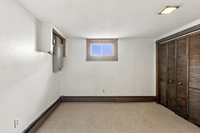 136 Durfee Road, Tiverton, RI 02878