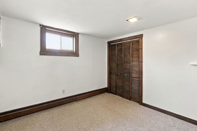 136 Durfee Road, Tiverton, RI 02878
