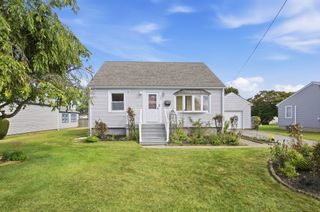 136 Durfee Road, Tiverton, RI 02878