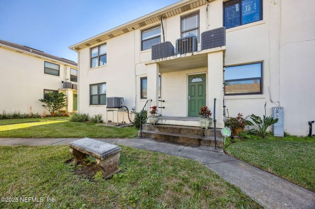 1789 RIVER Road 2, Jacksonville, FL 32207