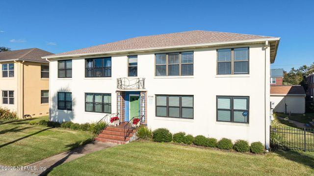 1789 RIVER Road 2, Jacksonville, FL 32207