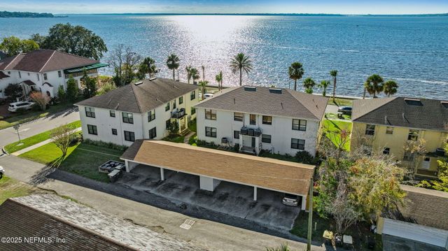 1789 RIVER Road 2, Jacksonville, FL 32207