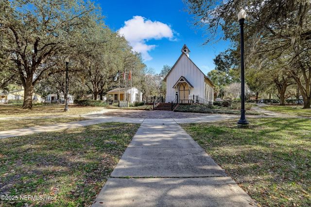 1789 RIVER Road 2, Jacksonville, FL 32207