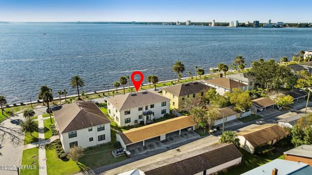 1789 RIVER Road 2, Jacksonville, FL 32207