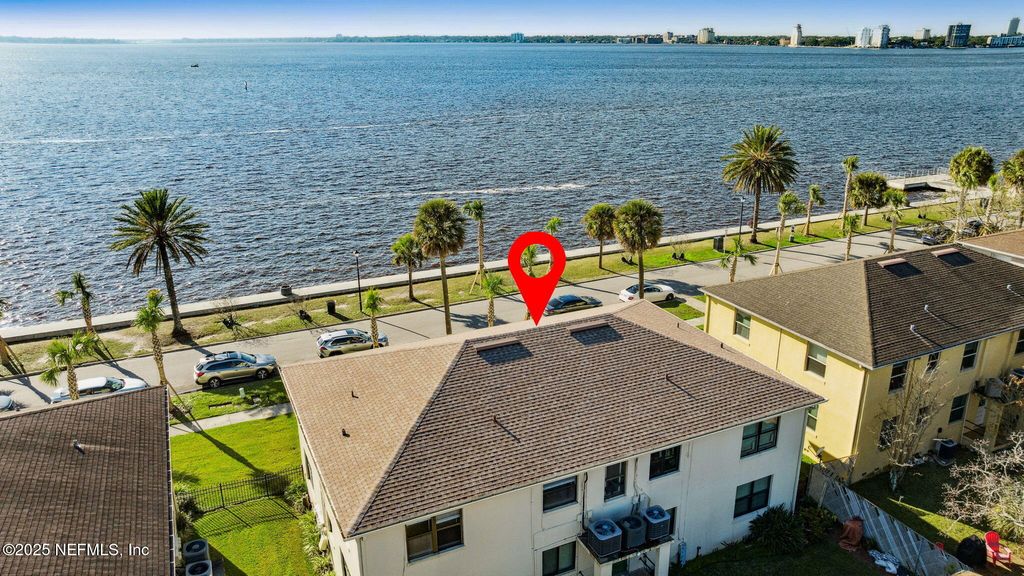 1789 RIVER Road 2, Jacksonville, FL 32207
