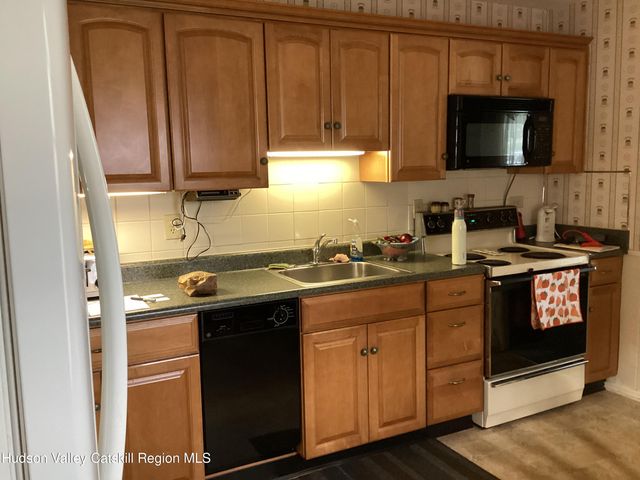 1 South Road, High Falls, NY 12440
