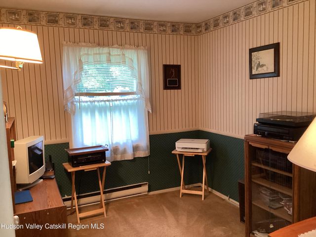 1 South Road, High Falls, NY 12440