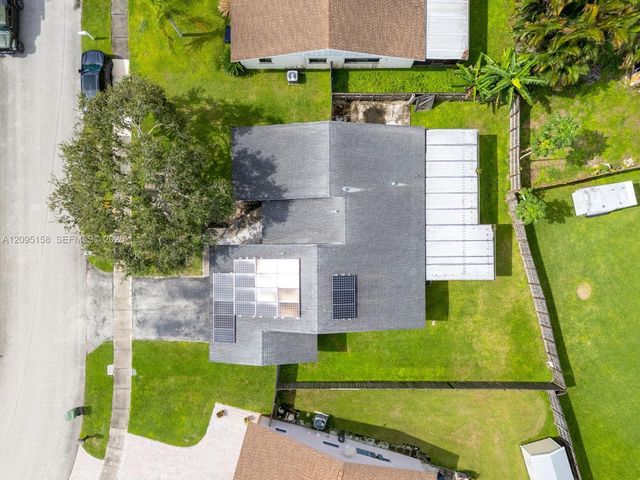 1661 N Goldeneye Lane, Homestead, FL 33035