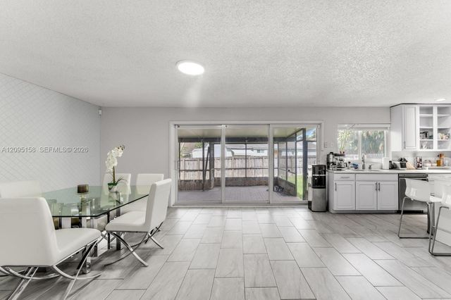 1661 N Goldeneye Lane, Homestead, FL 33035