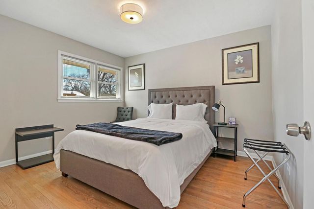 2532 N Jackson Street N, Waukegan, IL 60087