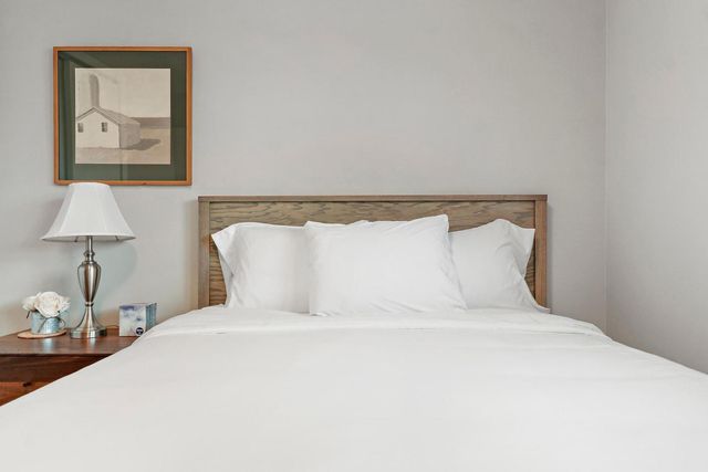 2532 N Jackson Street N, Waukegan, IL 60087