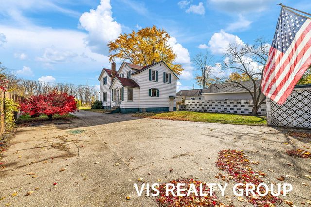 1854 Lake Avenue, Muskegon, MI 49445