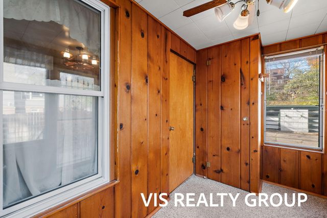 1854 Lake Avenue, Muskegon, MI 49445