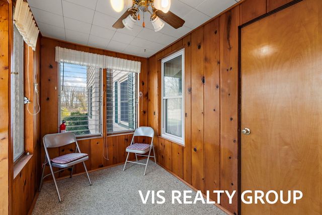 1854 Lake Avenue, Muskegon, MI 49445