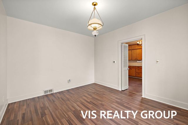 1854 Lake Avenue, Muskegon, MI 49445