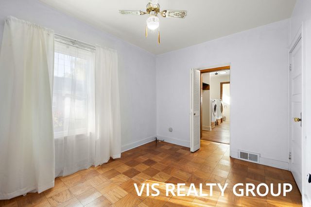 1854 Lake Avenue, Muskegon, MI 49445