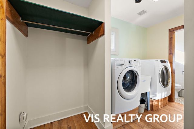 1854 Lake Avenue, Muskegon, MI 49445