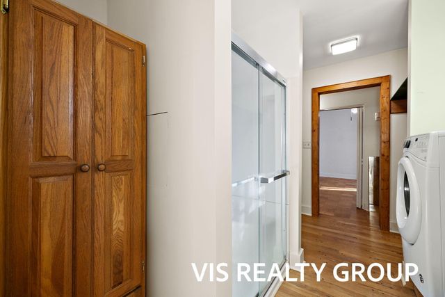 1854 Lake Avenue, Muskegon, MI 49445