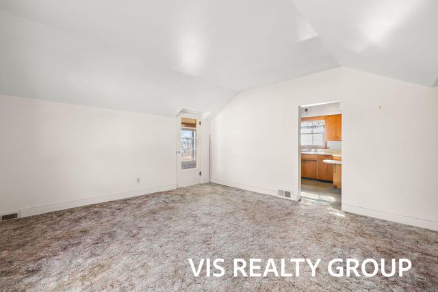 1854 Lake Avenue, Muskegon, MI 49445