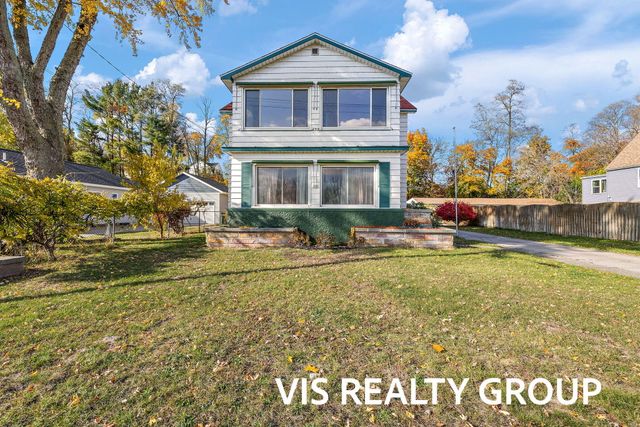 1854 Lake Avenue, Muskegon, MI 49445