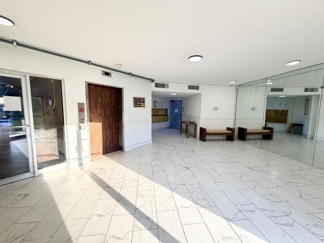 6260 S Falls Cir Drive 201, Lauderhill, FL 33319