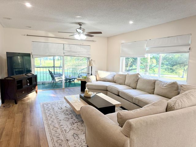 6260 S Falls Cir Drive 201, Lauderhill, FL 33319