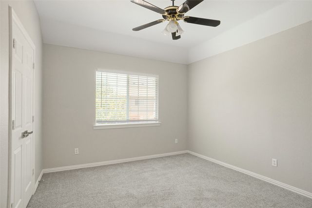 2709 Indian Oak Drive, Grapevine, TX 76051