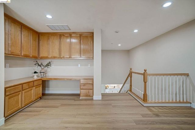 547 Lakeview Dr, Brentwood, CA 94513