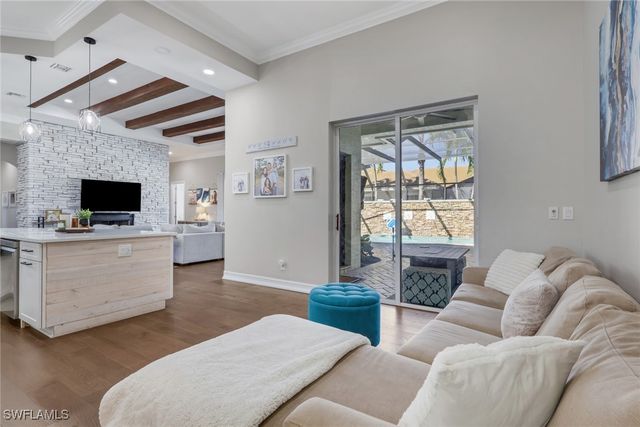 5074 Rustic Oaks CIR, Naples, FL 34105