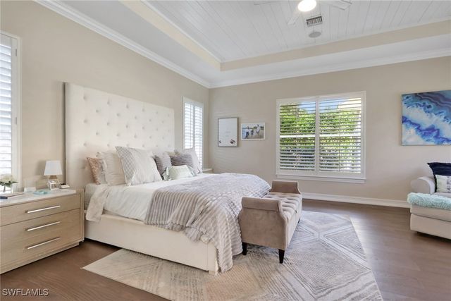 5074 Rustic Oaks CIR, Naples, FL 34105