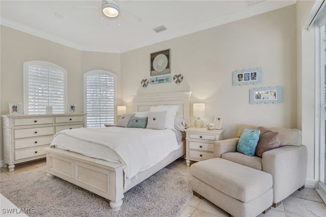 5074 Rustic Oaks CIR, Naples, FL 34105