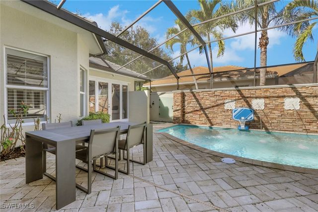 5074 Rustic Oaks CIR, Naples, FL 34105