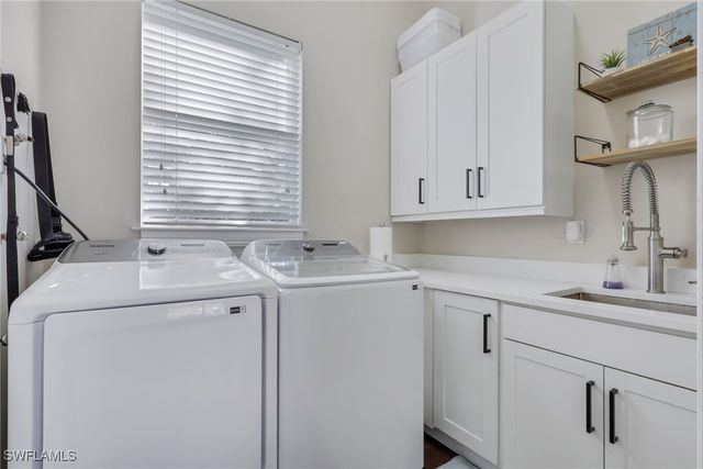 5074 Rustic Oaks CIR, Naples, FL 34105