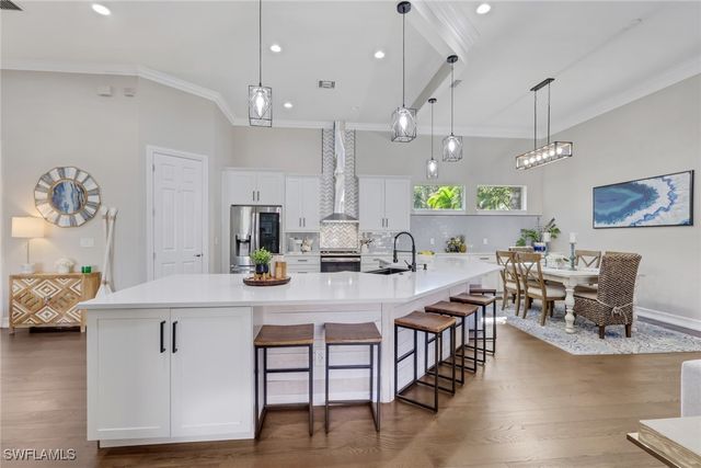 5074 Rustic Oaks CIR, Naples, FL 34105