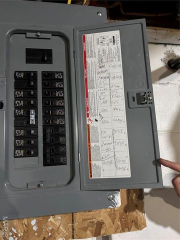 5916 Alpha Avenue, St Louis, MO 63147