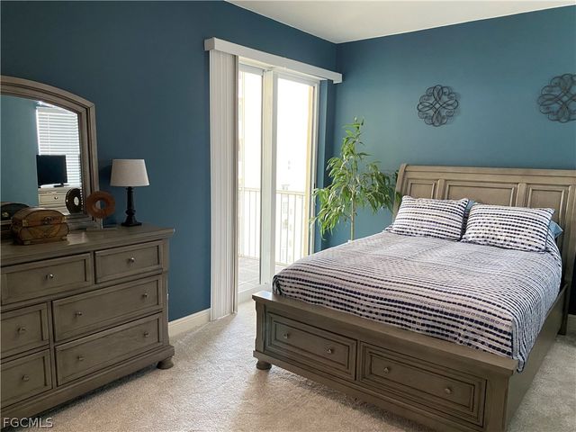 2743 1st ST 2206, Fort Myers, FL 33916