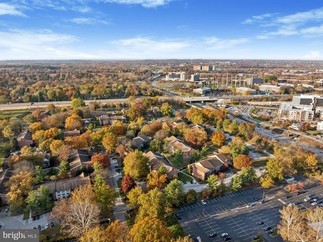 71 DRUMMERS LN, Wayne, PA 19087